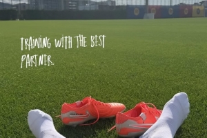 世体:罗贝托近日回巴塞罗那度假,并在巴萨训练基地备战